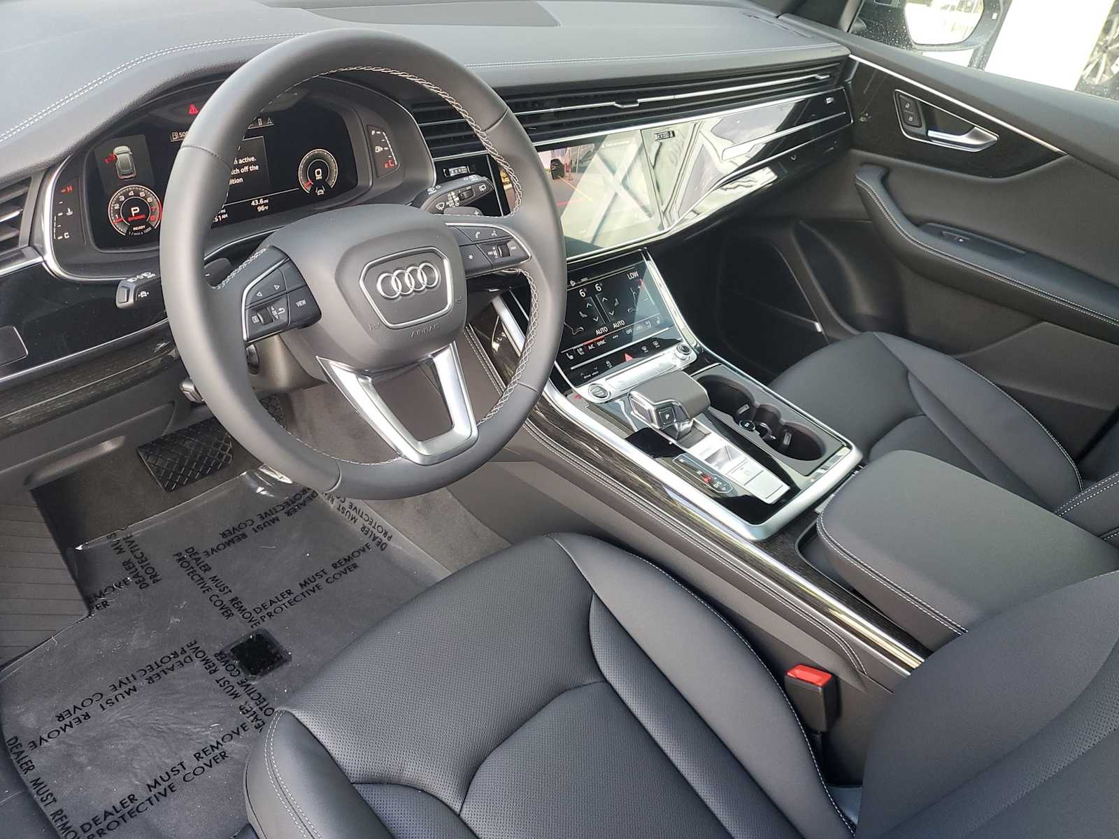 Thumbnail: 2025 Audi Q8 - 2