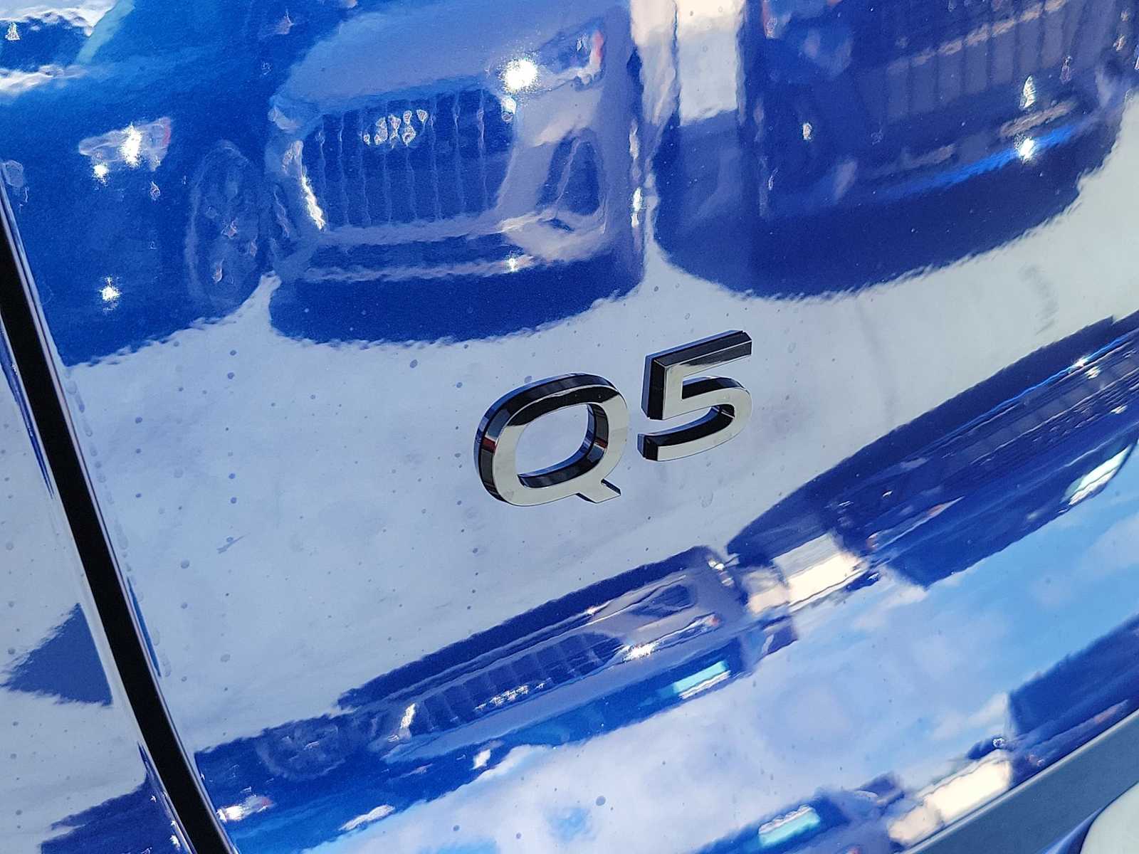 Thumbnail: 2025 Audi Q5 - 10