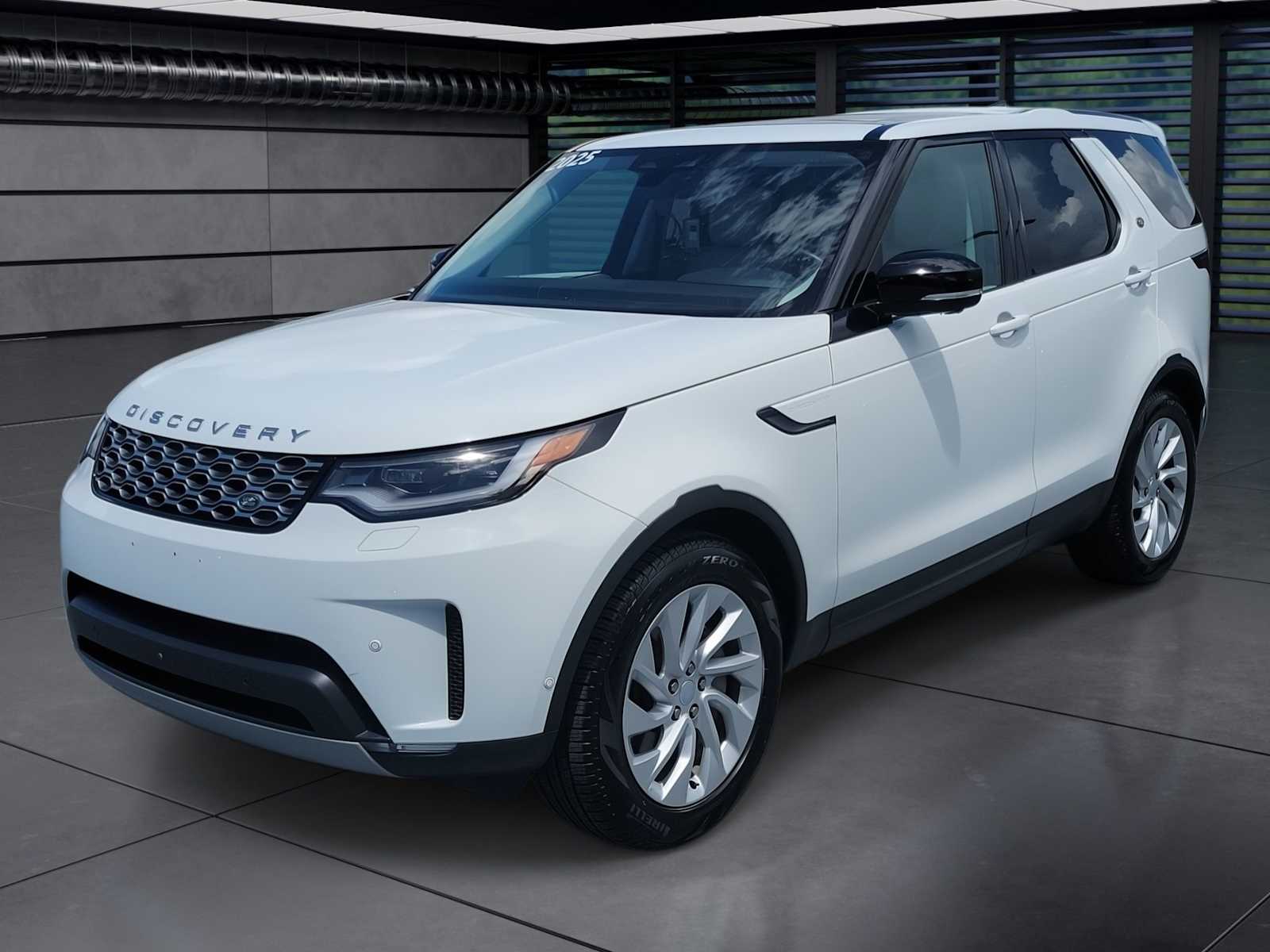 2025 Land Rover Discovery S -
                  Fort Lauderdale, FL