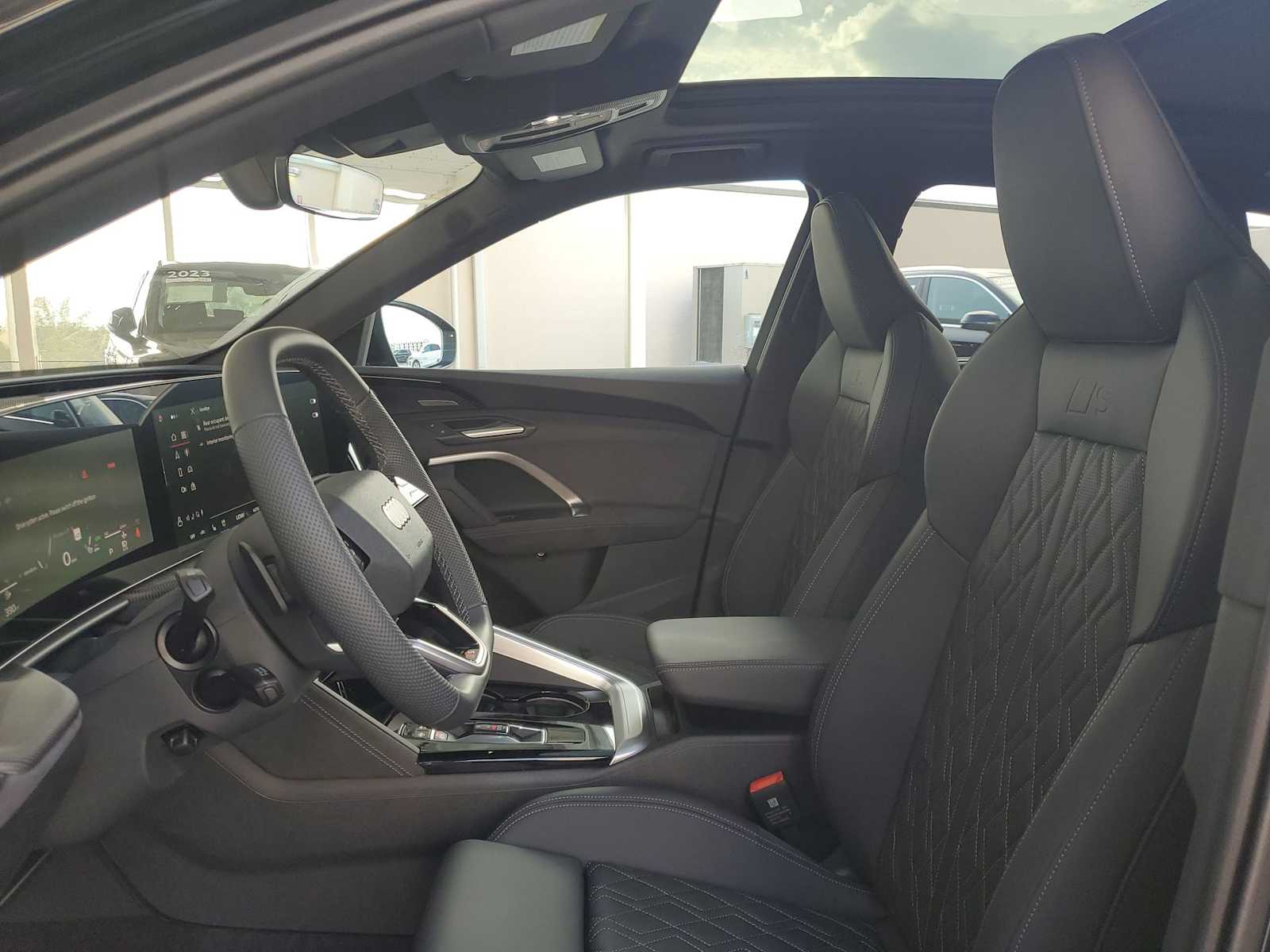 2025 Audi SQ5 Premium Plus 12