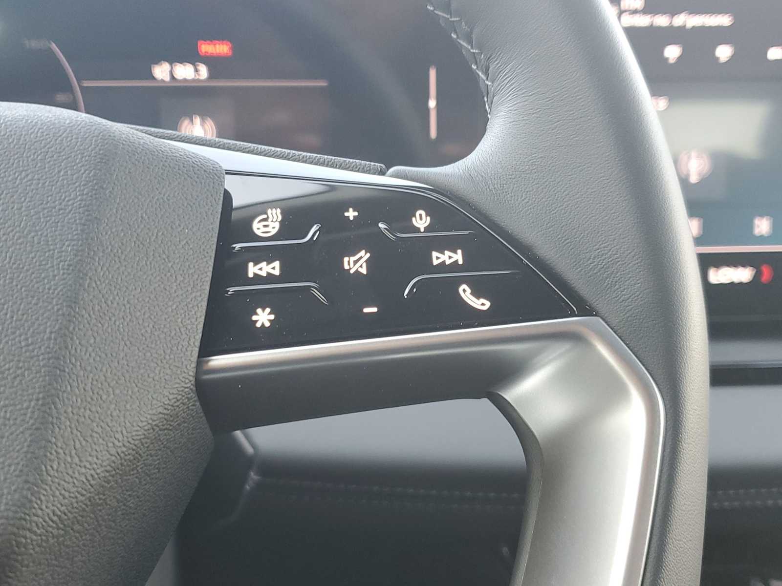 2025 Audi Q6 e-tron Premium Plus 17