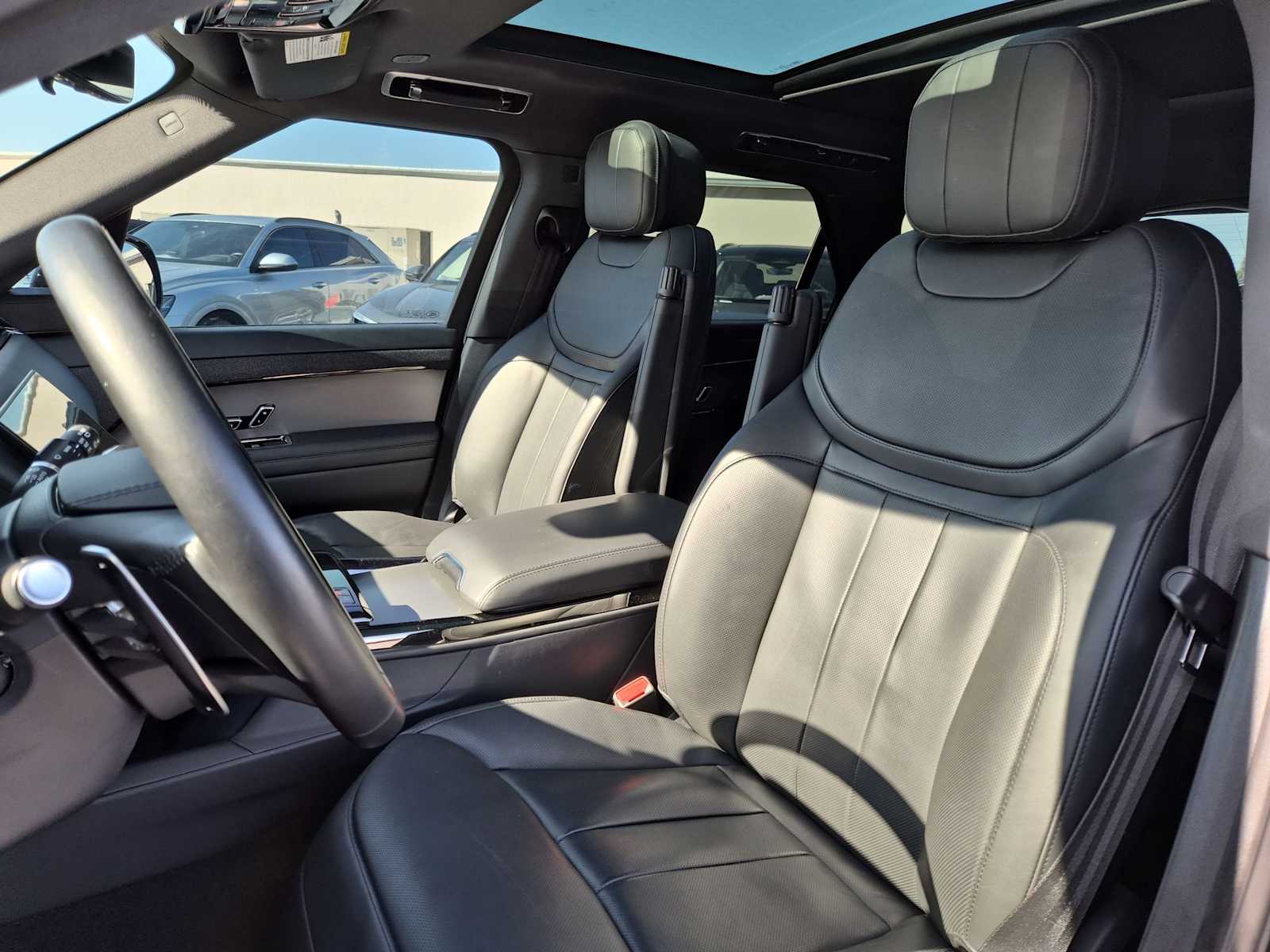 Thumbnail: 2024 Land Rover Range Rover Sport - 15