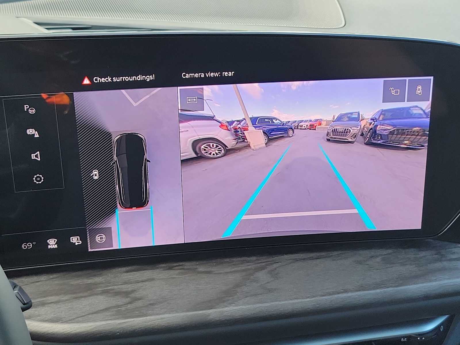 Thumbnail: 2025 Audi Q5 - 24