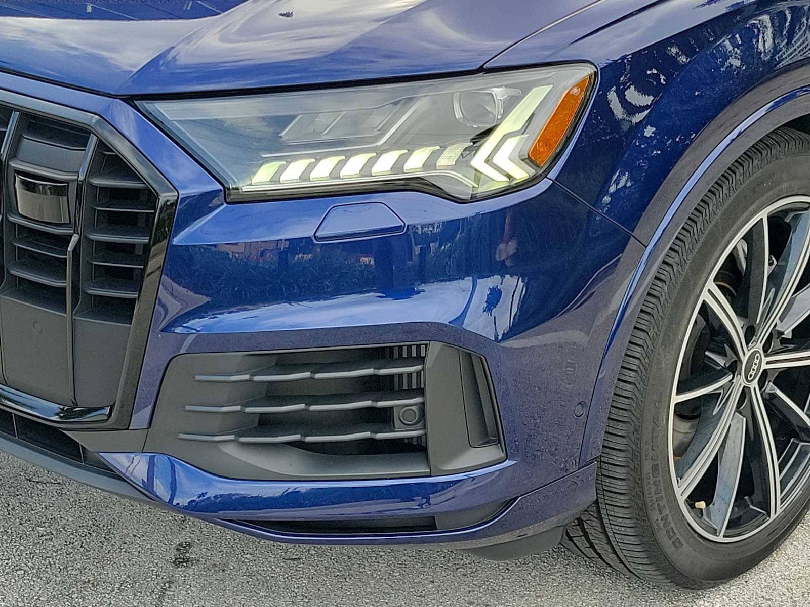 Thumbnail: 2021 Audi Q7 - 9