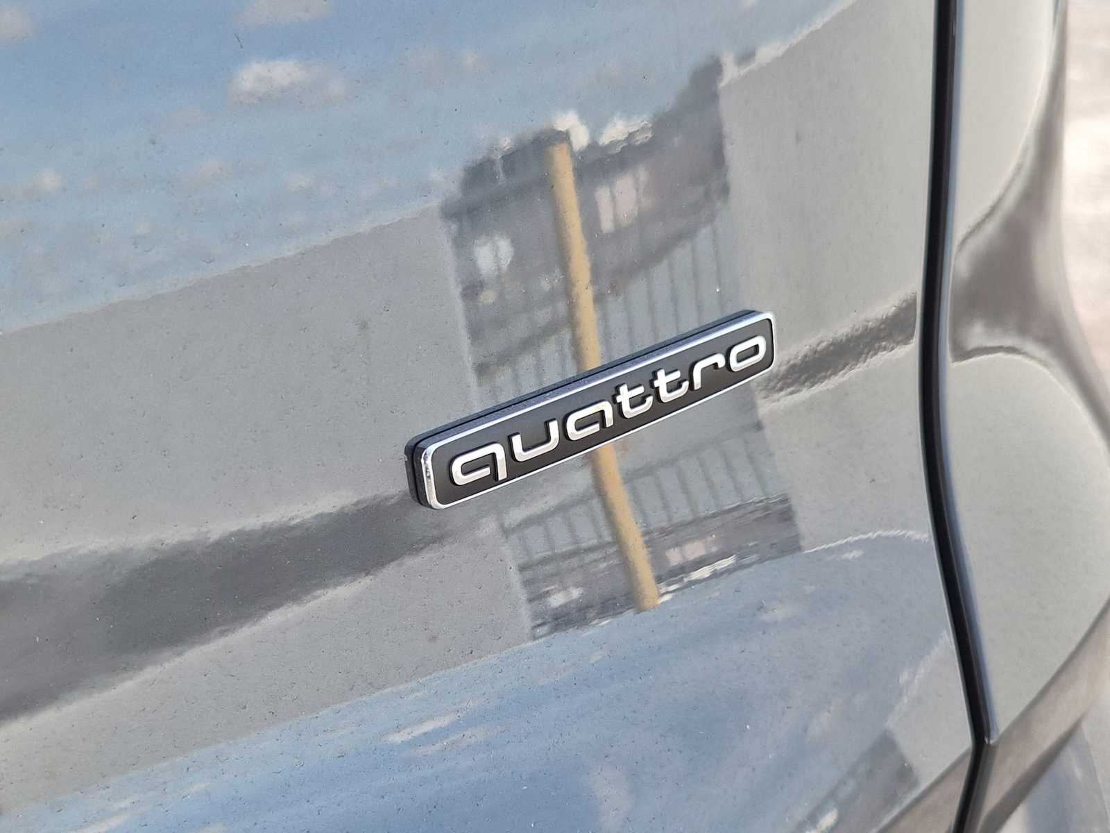 Thumbnail: 2025 Audi Q5 - 11