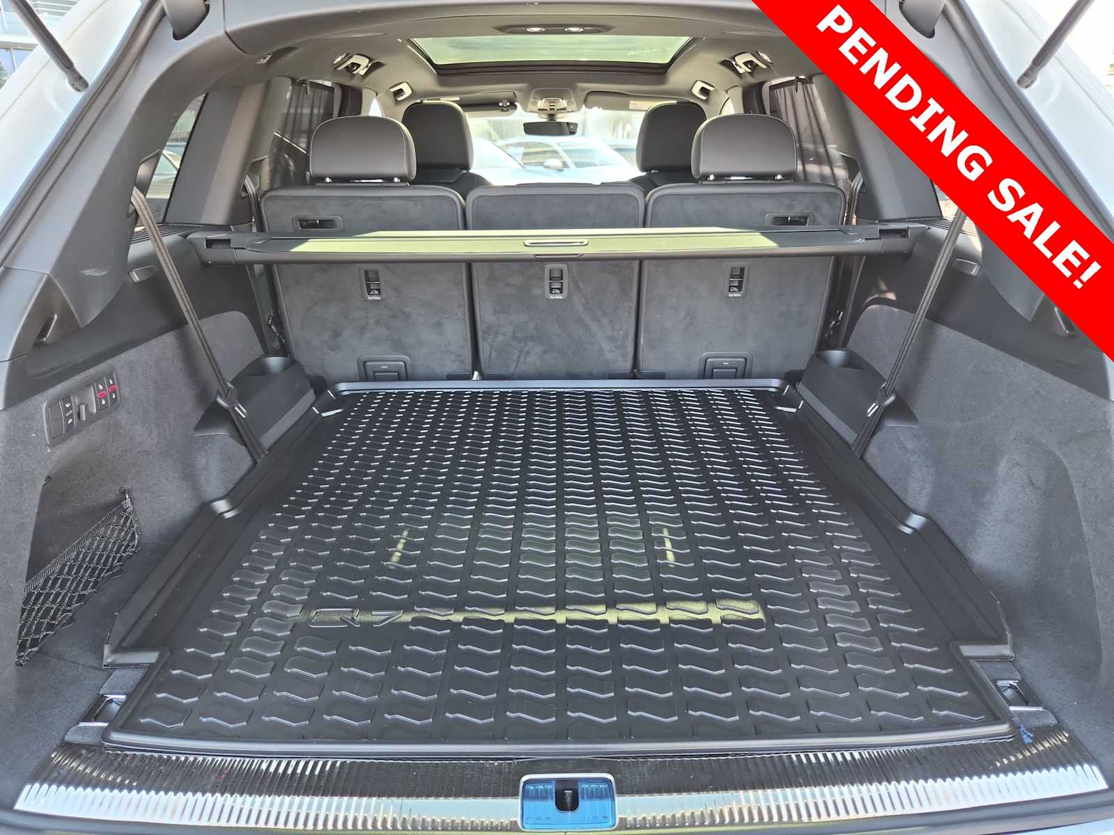 Thumbnail: 2025 Audi Q7 - 26