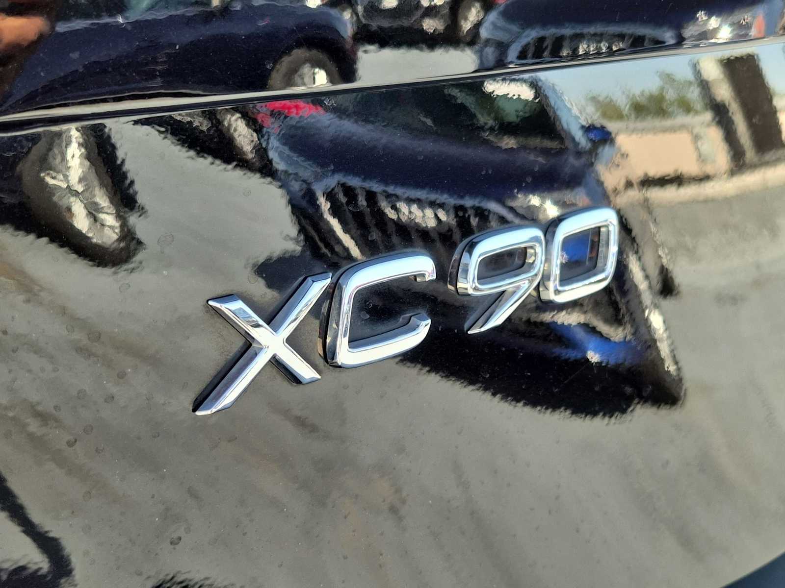 Thumbnail: 2021 Volvo XC90 - 10