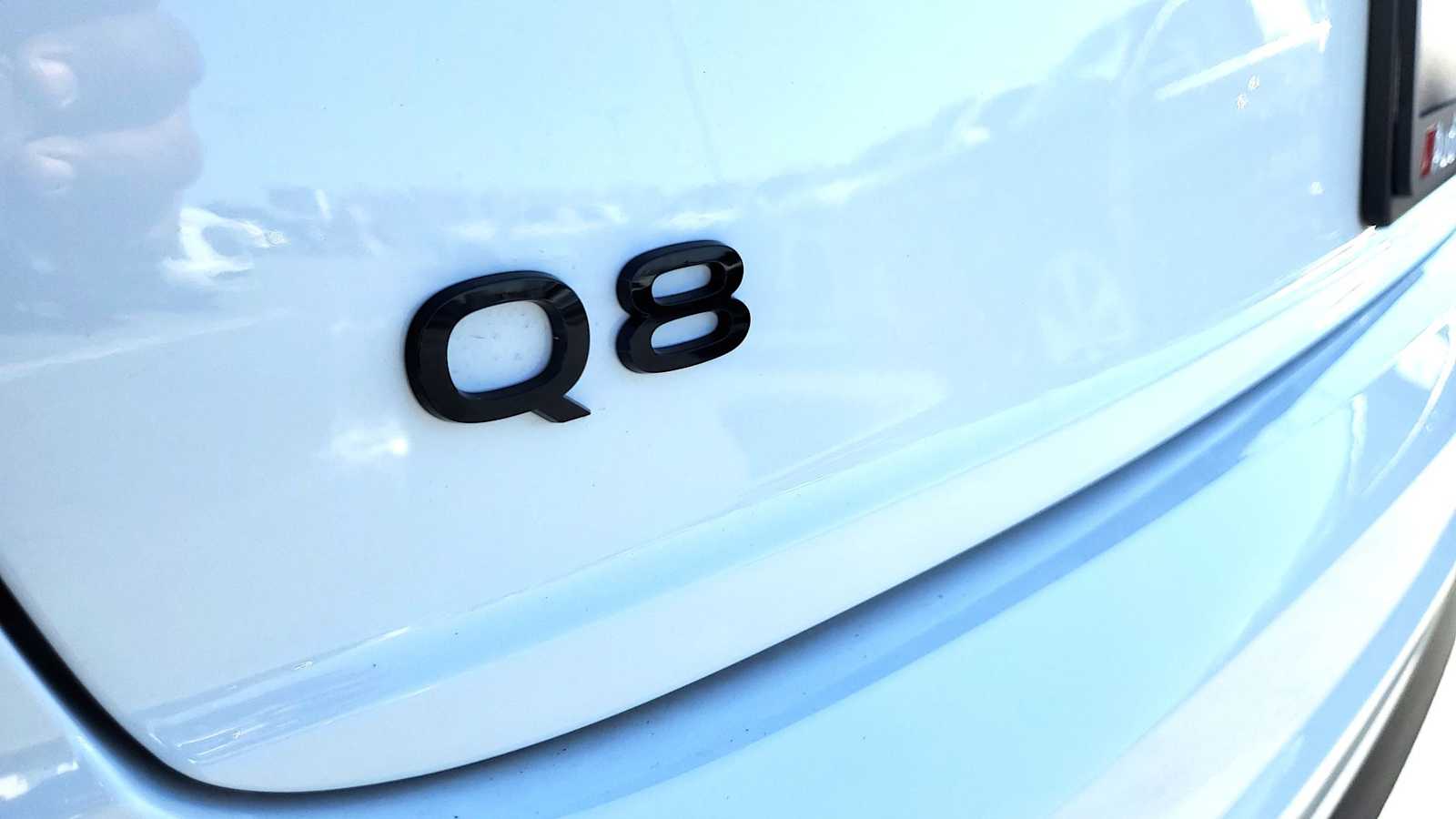 Thumbnail: 2026 Audi Q8 - 12