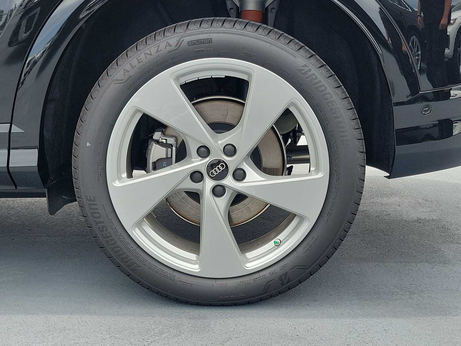 Thumbnail: 2026 Audi Q5 - 12