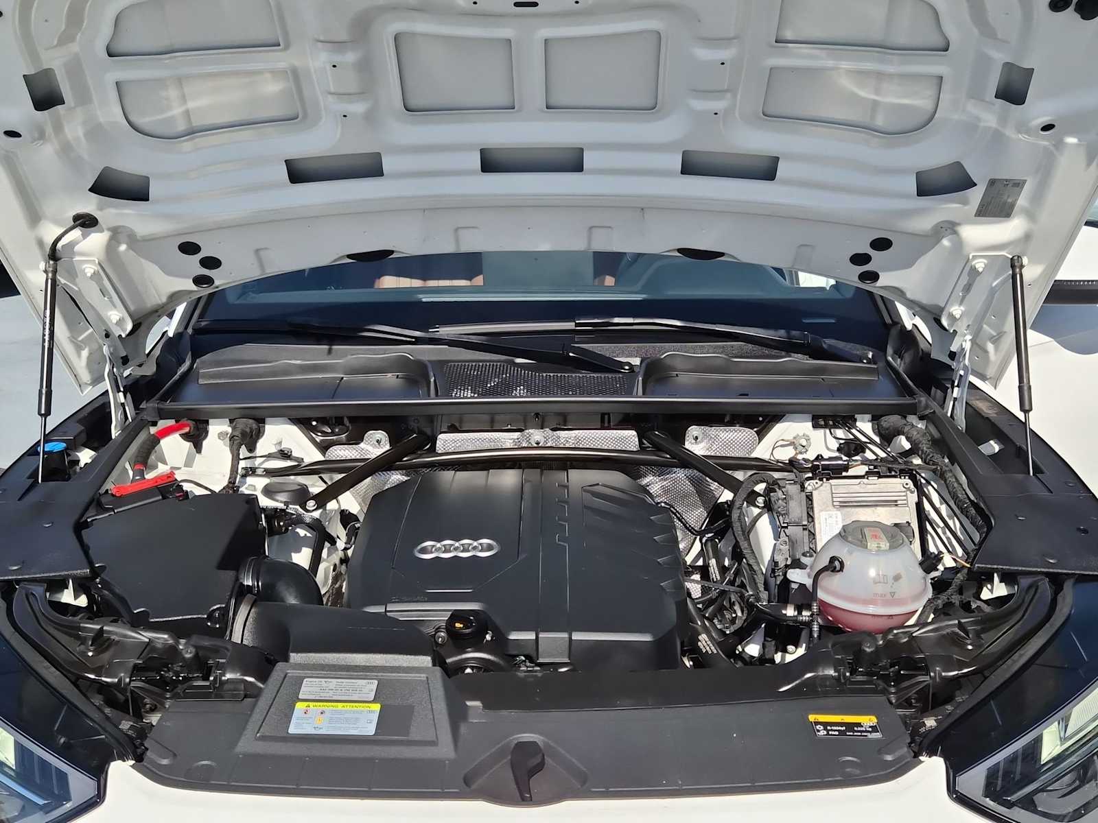 Thumbnail: 2022 Audi Q5 - 13