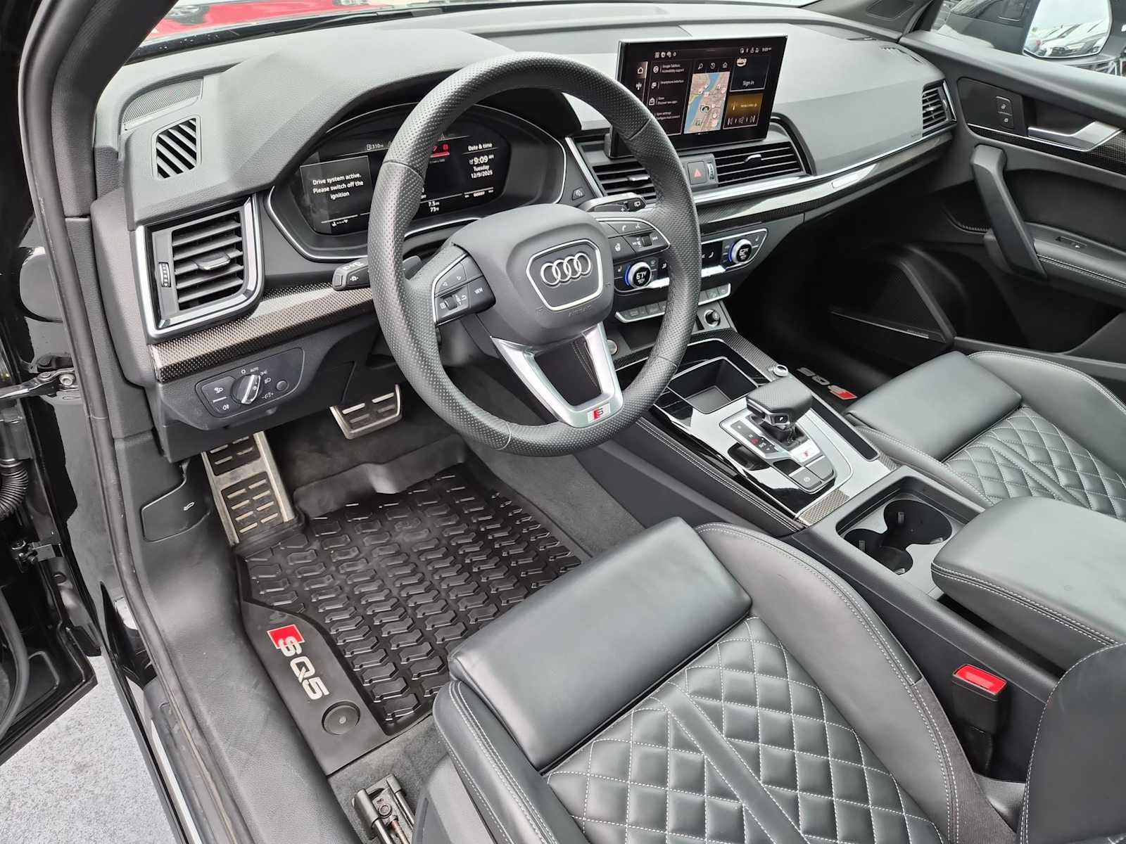 Thumbnail: 2025 Audi SQ5 - 2