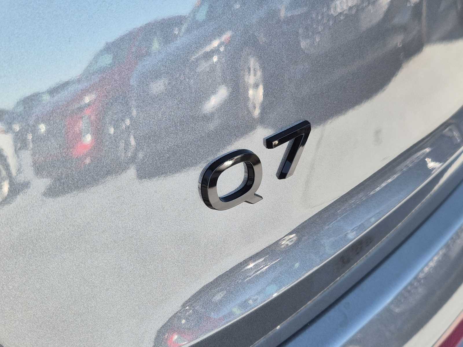 Thumbnail: 2026 Audi Q7 - 10