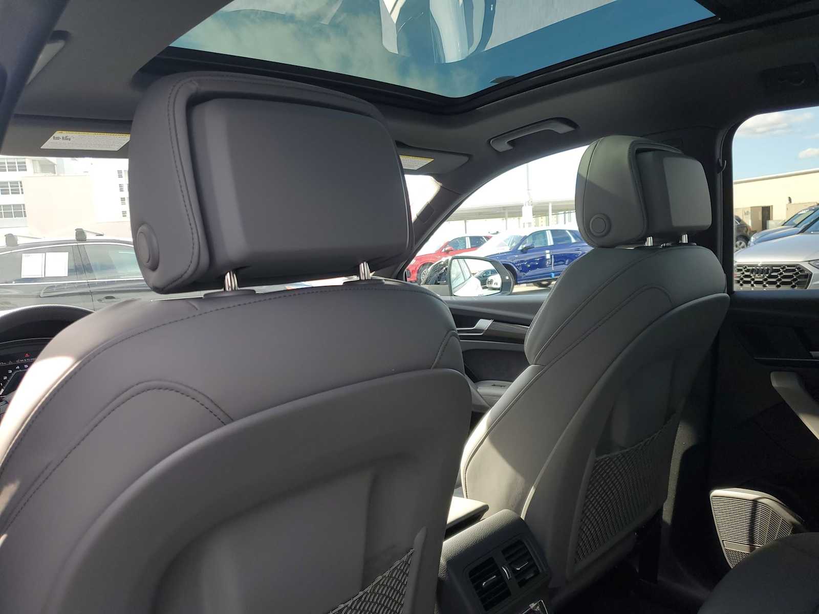 2025 Audi SQ5 Premium Plus 14