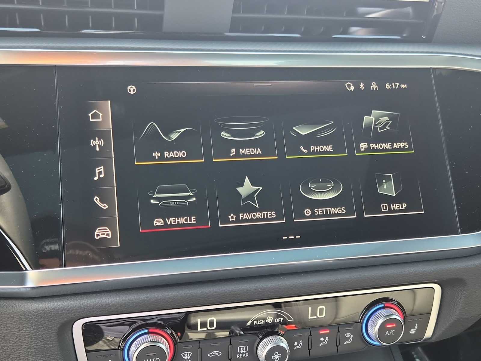 Thumbnail: 2025 Audi Q3 - 23