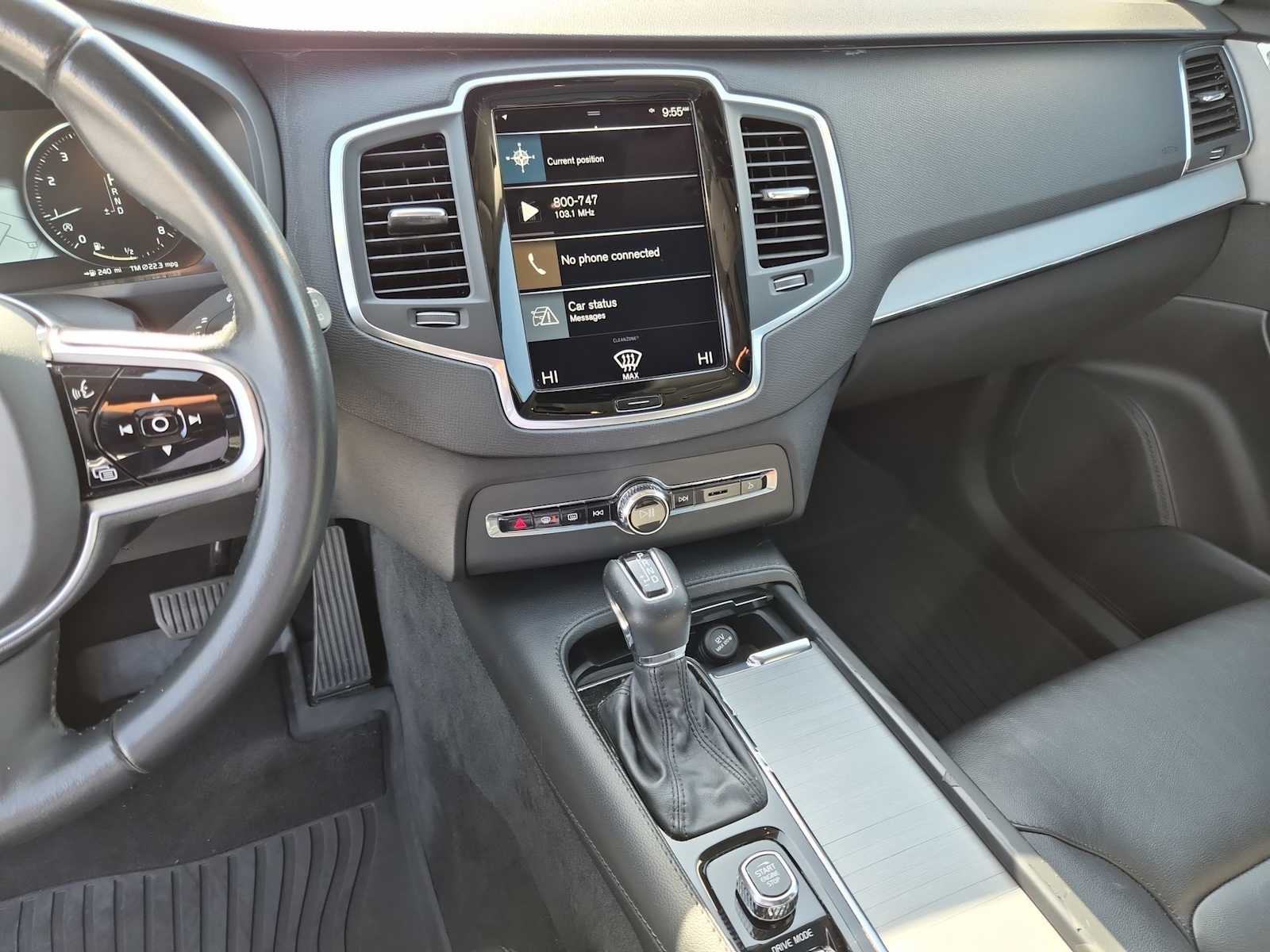 Thumbnail: 2021 Volvo XC90 - 23