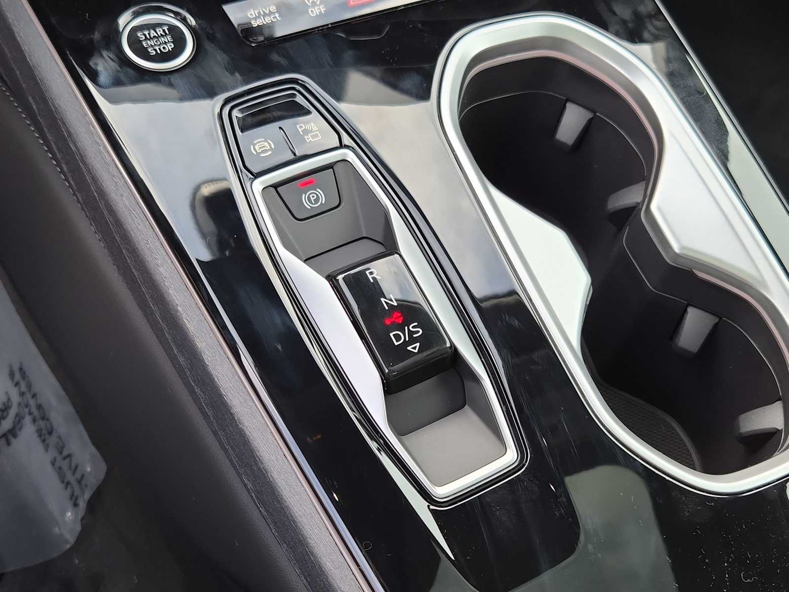 Thumbnail: 2026 Audi A6 - 25