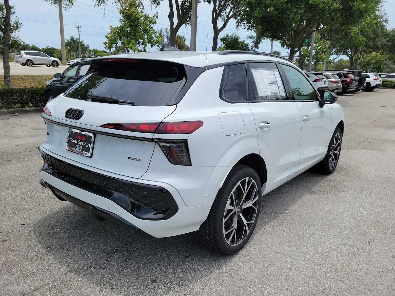Thumbnail: 2026 Audi Q3 - 8