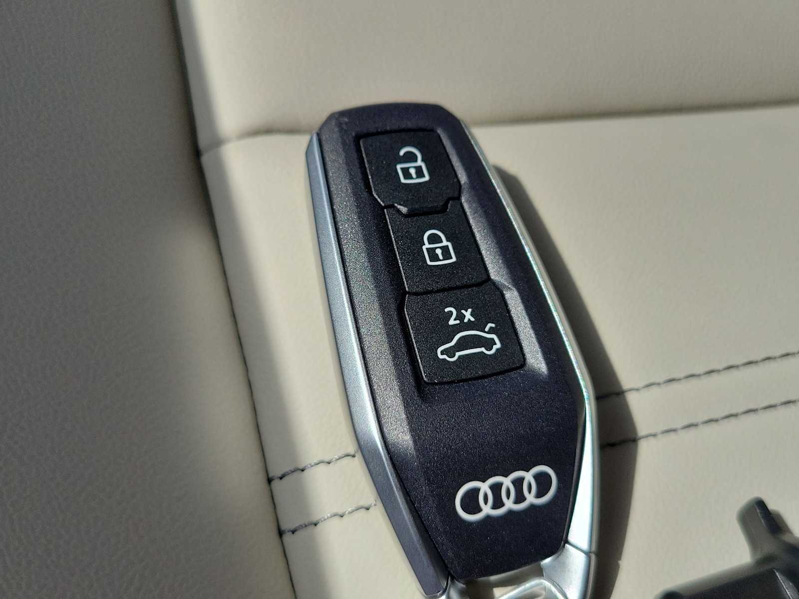 Thumbnail: 2026 Audi Q5 - 37