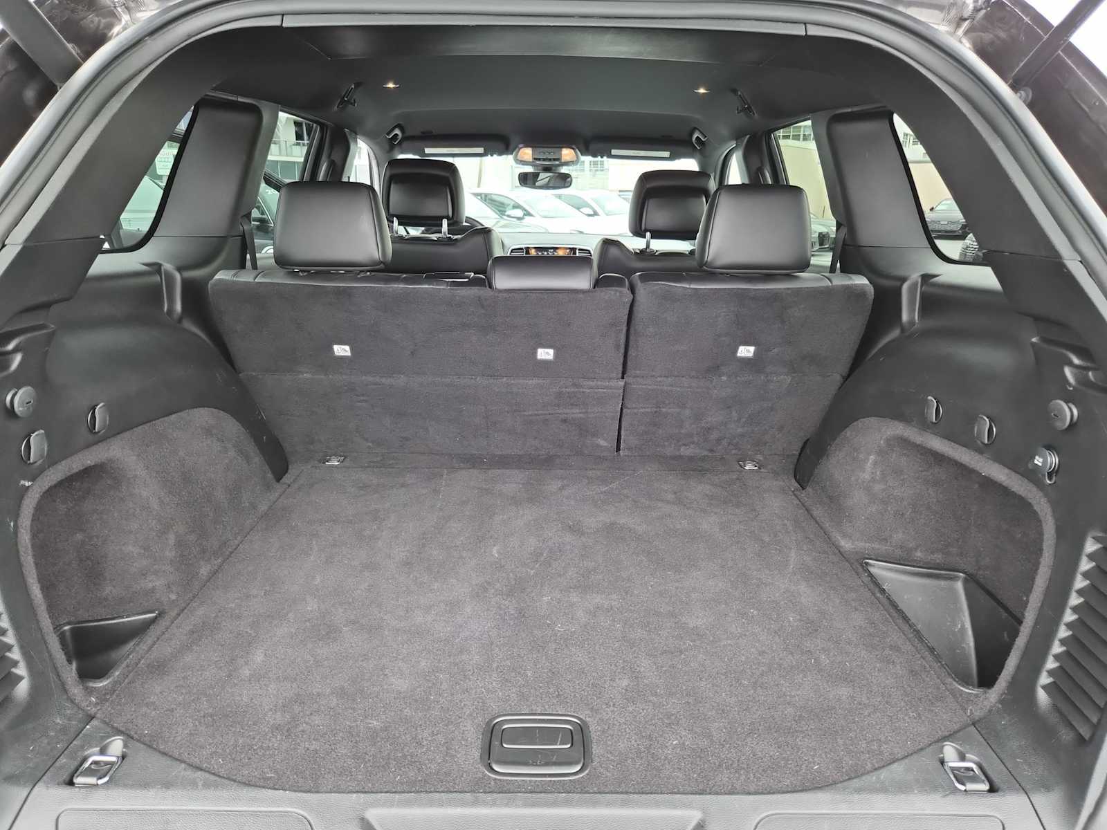 Thumbnail: 2019 Jeep Grand Cherokee - 26