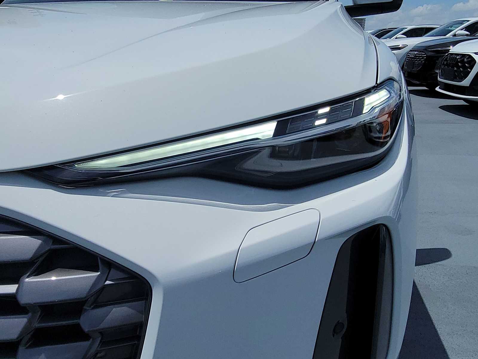 Thumbnail: 2026 Audi Q5 - 10