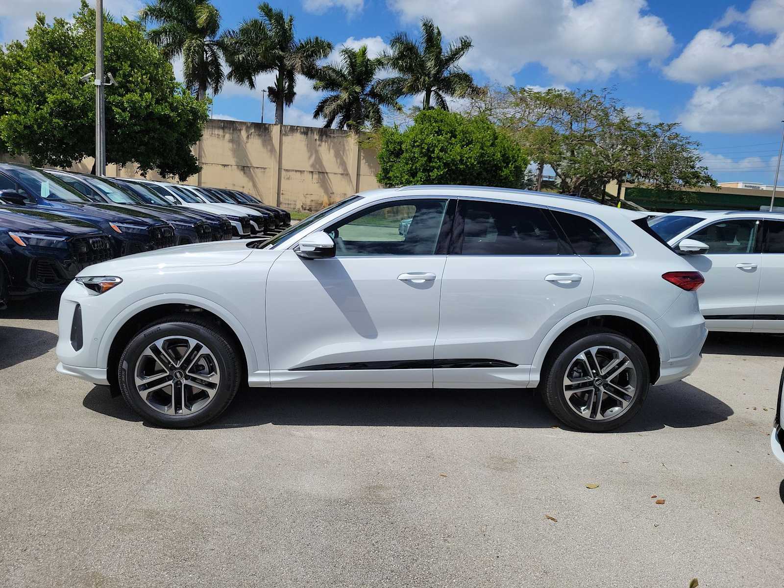 Thumbnail: 2026 Audi Q5 - 5