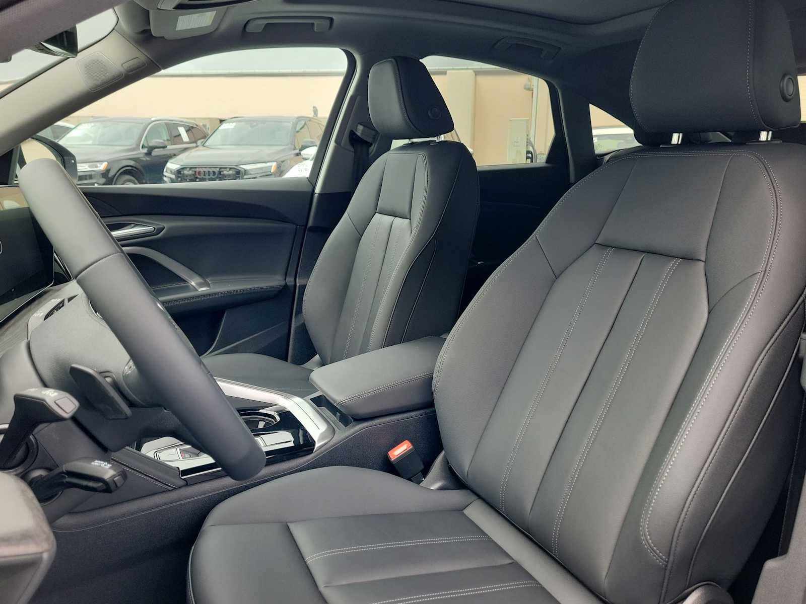 Thumbnail: 2026 Audi Q5 - 15