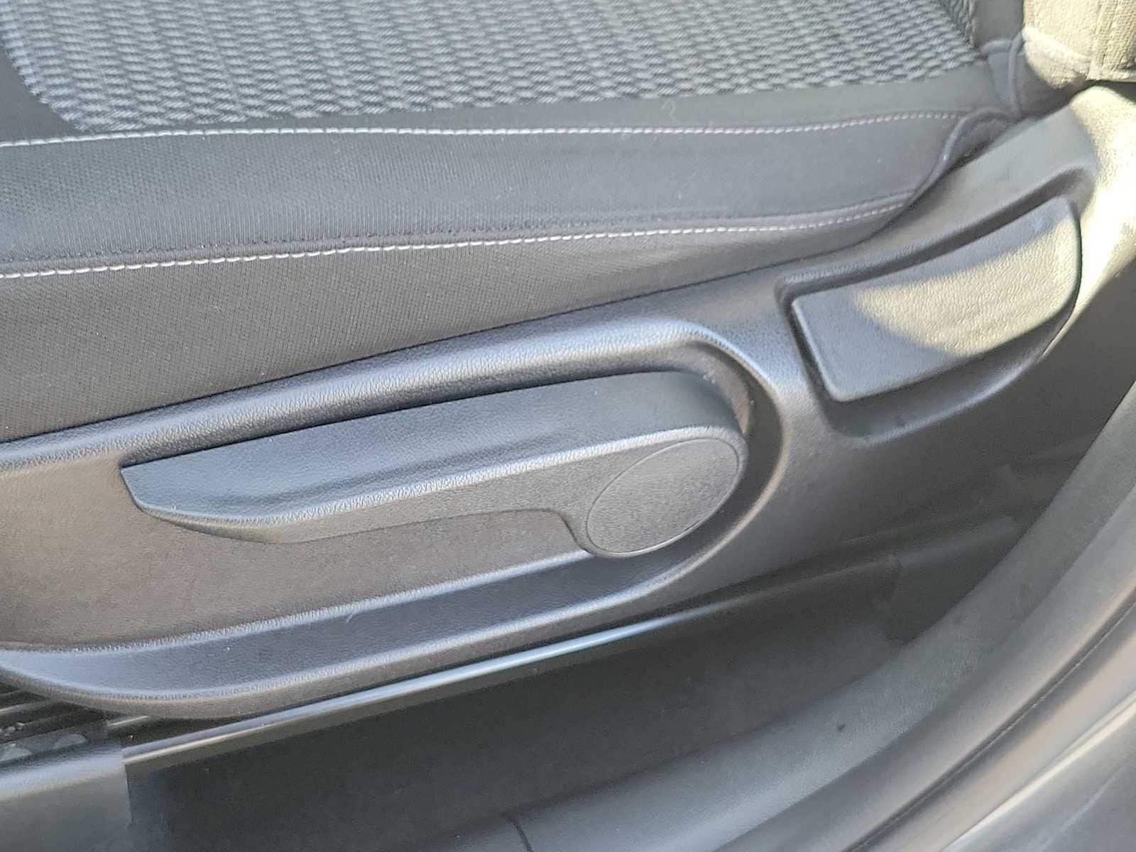 Thumbnail: 2021 Kia Sorento - 16