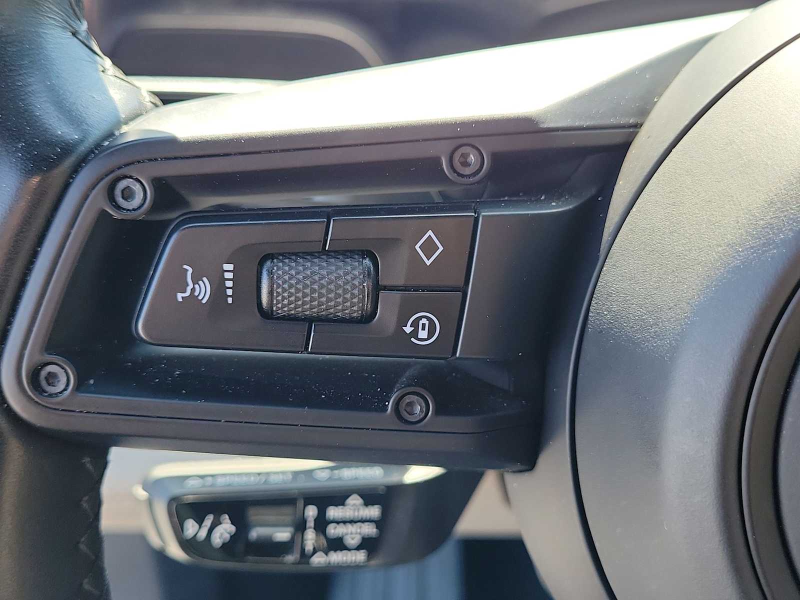 Thumbnail: 2021 Porsche Taycan - 20