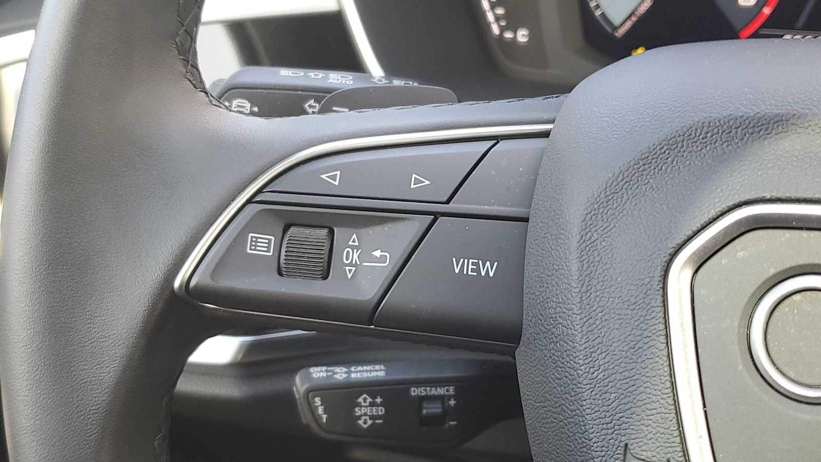 Thumbnail: 2025 Audi Q3 - 24