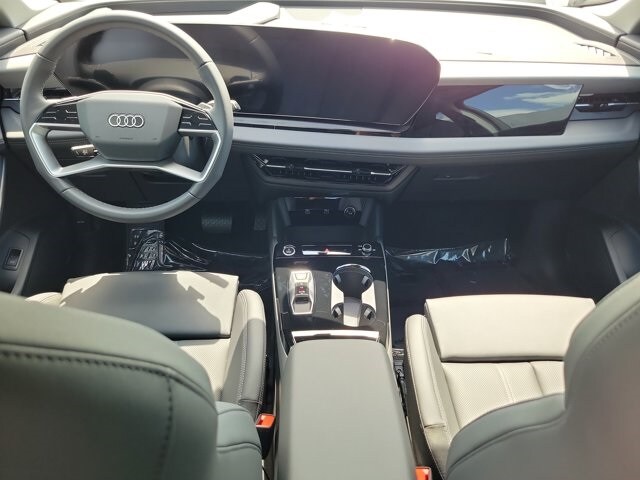 2025 Audi Q6 E-tron Premium Plus photo 2