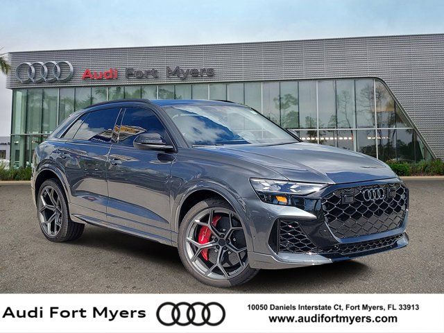 2026 Audi RS Q8 -'s photo