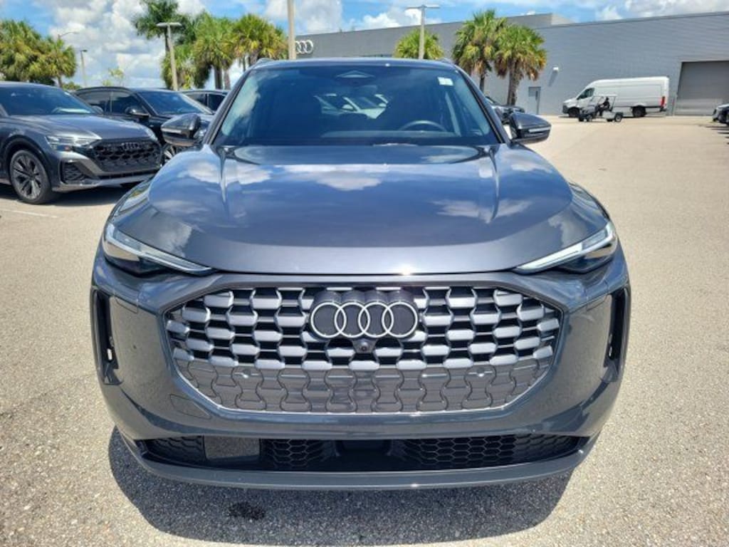 Used 2025 Audi Q5 2.0T Prestige SUV