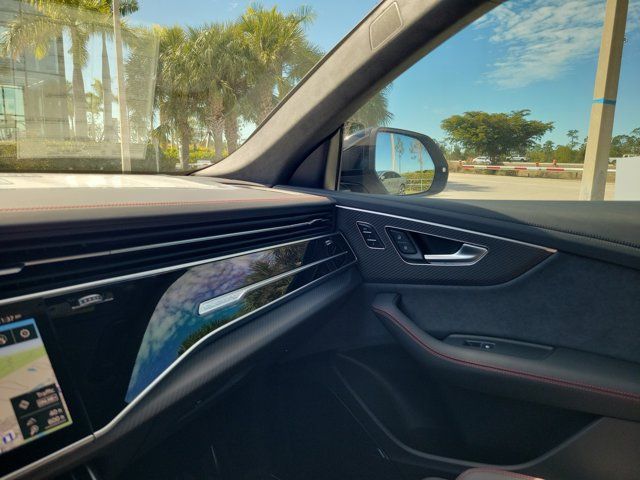 2026 Audi SQ8 Prestige - Photo 16