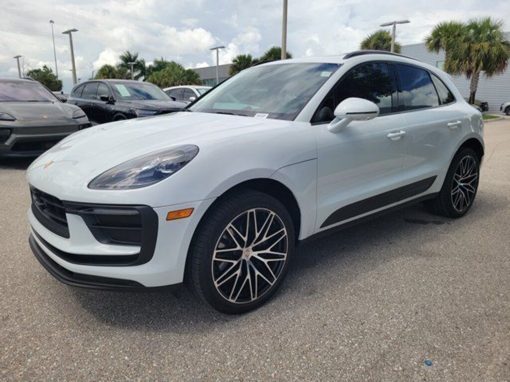 Used 2024 Porsche Macan Base SUV