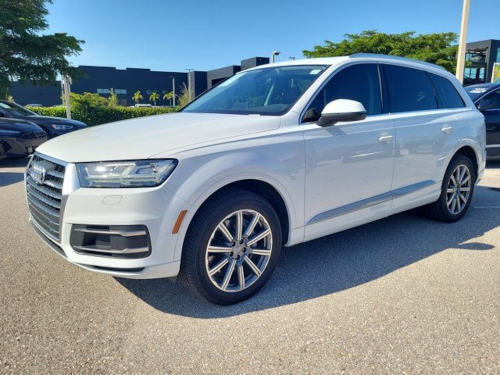 Used 2019 Audi Q7 45 Premium Plus SUV