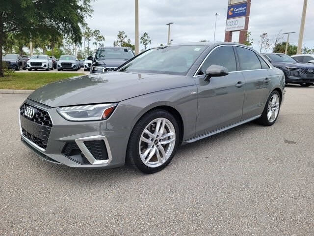 2023 Audi A4 45 S line Premium Plus photo 4
