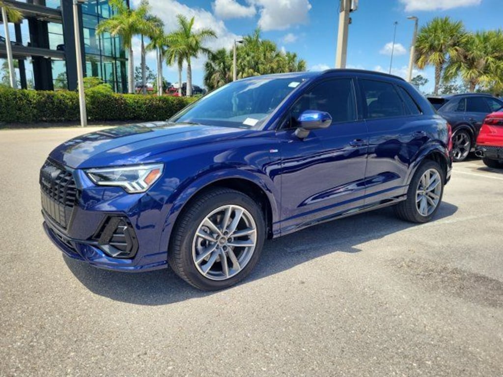 Certified 2025 Audi Q3 Premium SUV