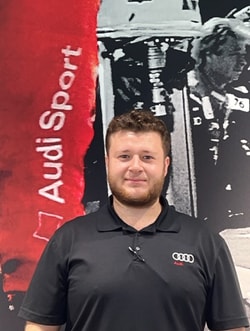 Staff member Jacob Symolon from ID_6fbf27d57855