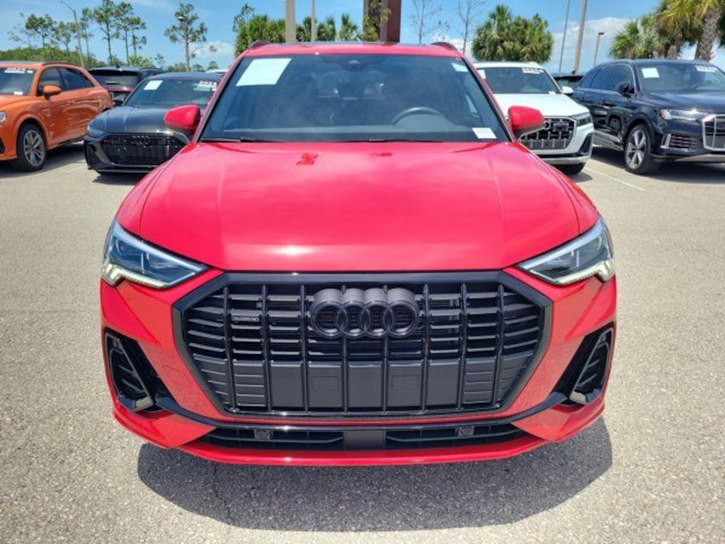 Certified 2025 Audi Q3 Premium SUV