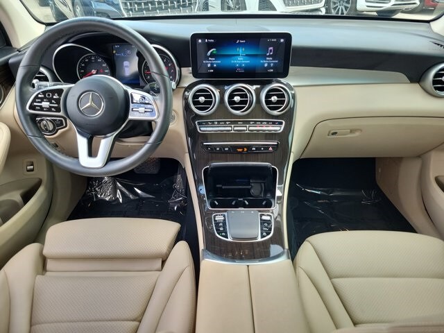 2022 Mercedes Benz GLC 300 4MATIC photo 2