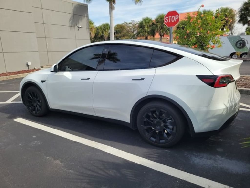 Used 2023 Tesla Model Y Long Range SUV