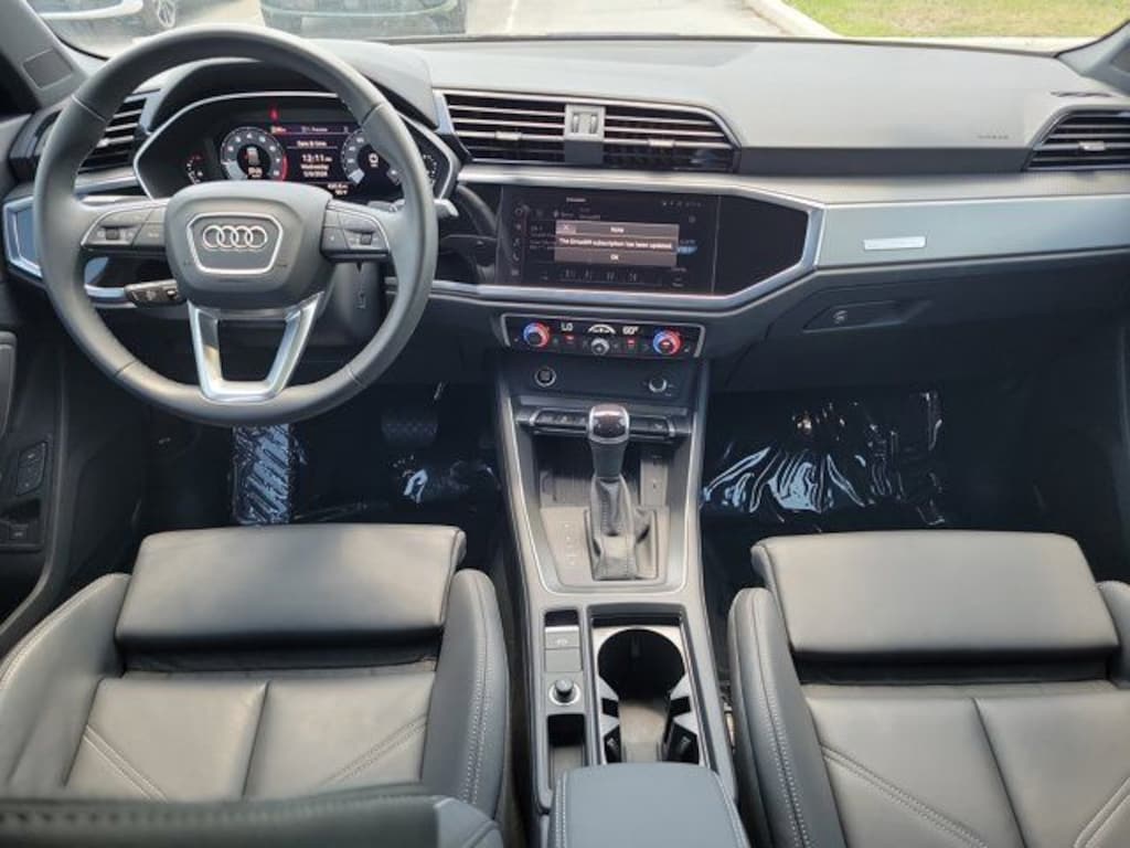 Certified 2025 Audi Q3 Premium SUV