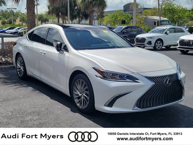 2021 Lexus ES 350 350 Luxury's photo