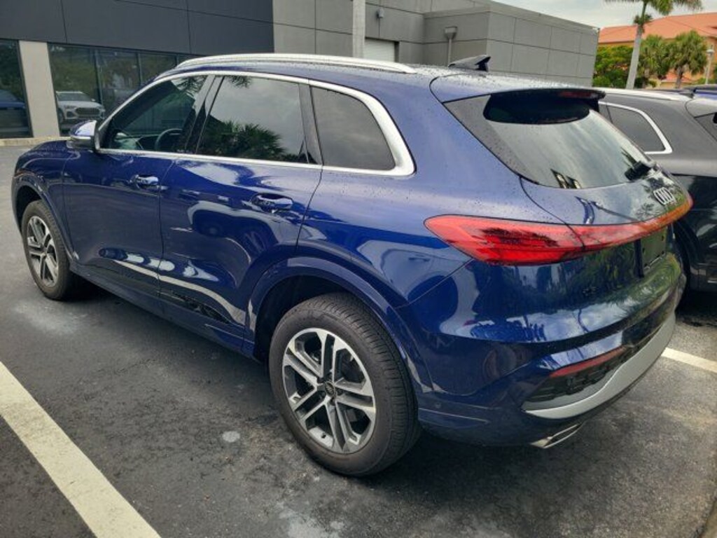 Certified 2025 Audi Q5 2.0T Premium SUV