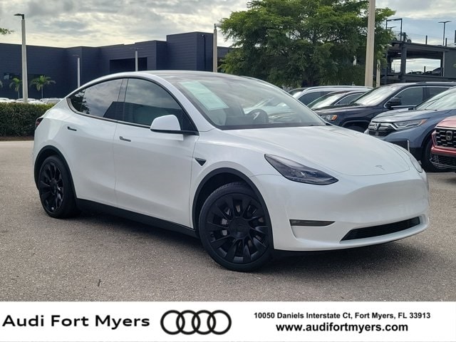 2023 Tesla Model Y Long Range's photo