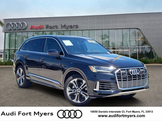 2023 Audi Q7 55 Premium Plus quattro Tiptronic's photo