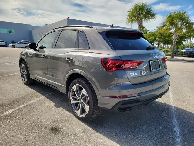 2025 Audi Q3 45 TFSI S line Premium photo 2