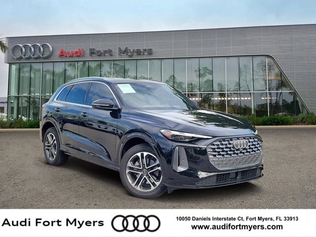 2025 Audi New Q5 Premium's photo