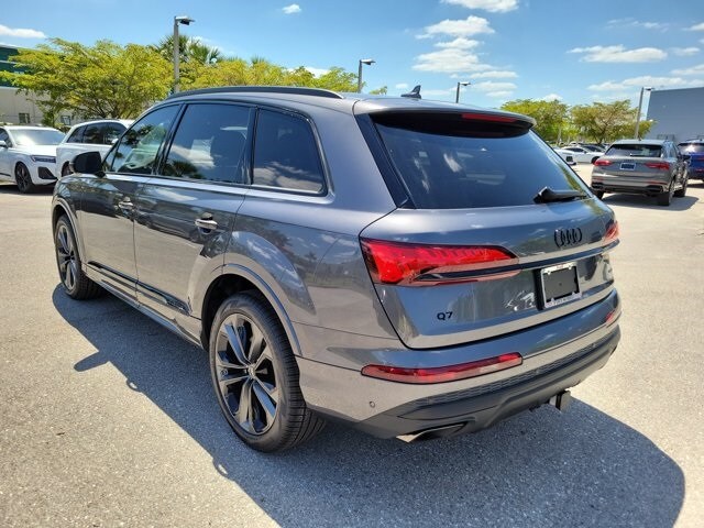 2025 Audi Q7 Premium Plus photo 4