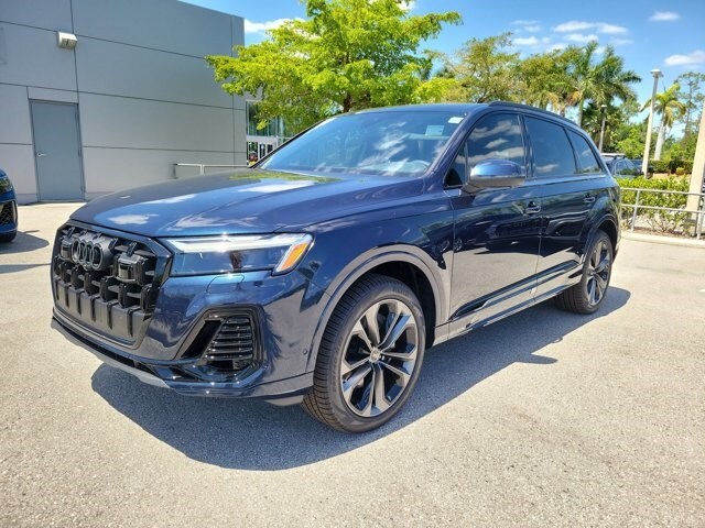 2025 Audi Q7 Premium Plus photo 3